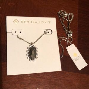 Kendra Scott “Brett” brown pyrite necklace ❤️